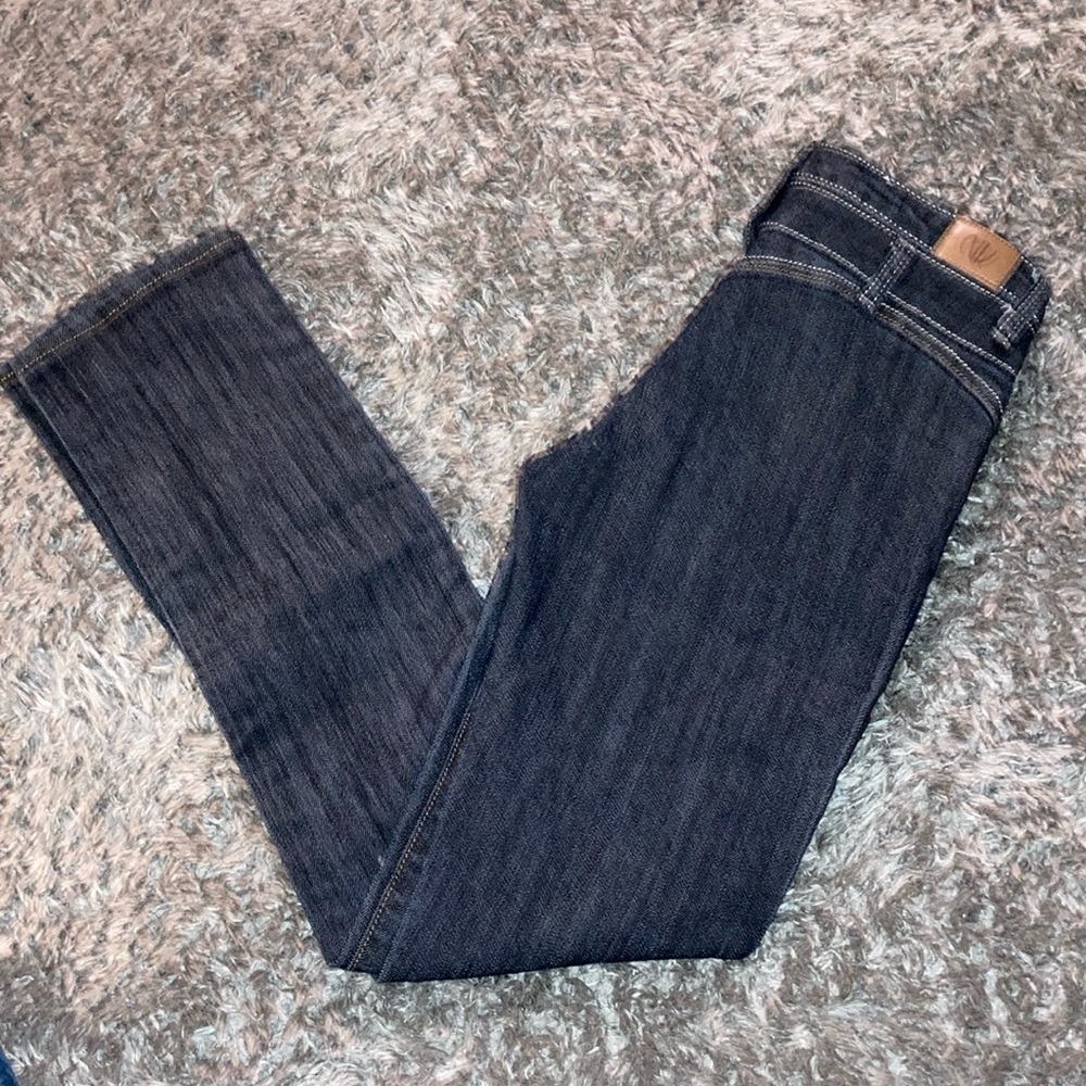 NV dark colored double button like new jeans